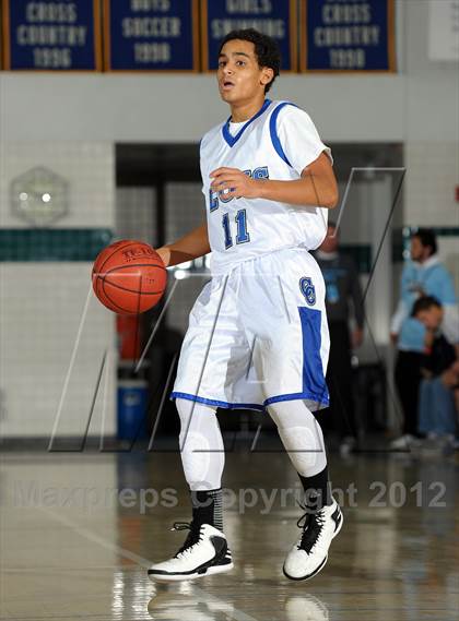 Thumbnail 2 in Malibu vs. Cathedral City (MaxPreps Holiday Classic) photogallery.