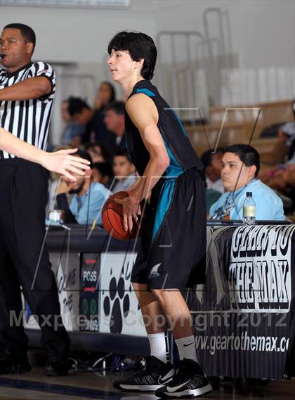 Thumbnail 3 in Malibu vs. Cathedral City (MaxPreps Holiday Classic) photogallery.