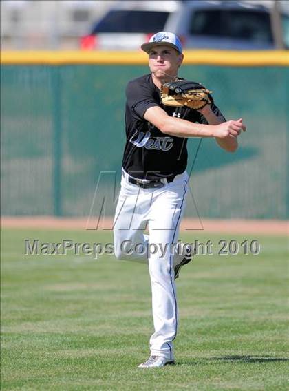 Thumbnail 1 in Prescott vs. Pueblo West (Coach Bob National Invitational) photogallery.