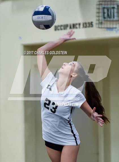 Thumbnail 3 in Oak Park @ Camarillo photogallery.
