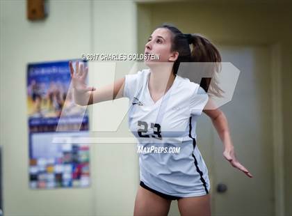 Thumbnail 1 in Oak Park @ Camarillo photogallery.