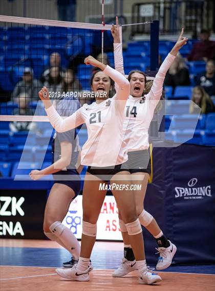 Thumbnail 1 in Jonesboro vs. Greenwood (AAA 5A Semifinal) photogallery.