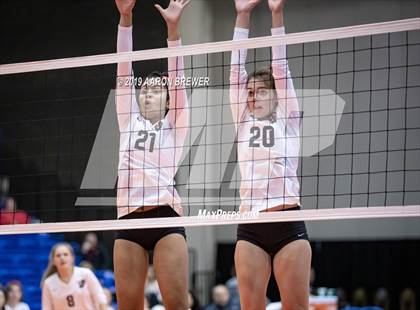 Thumbnail 2 in Jonesboro vs. Greenwood (AAA 5A Semifinal) photogallery.