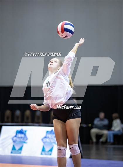 Thumbnail 3 in Jonesboro vs. Greenwood (AAA 5A Semifinal) photogallery.