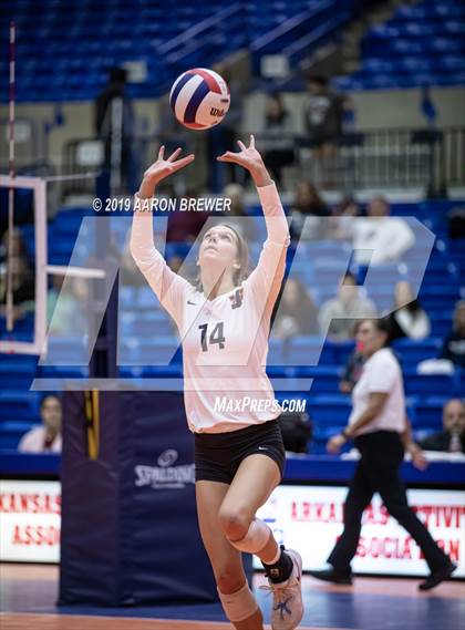 Thumbnail 2 in Jonesboro vs. Greenwood (AAA 5A Semifinal) photogallery.