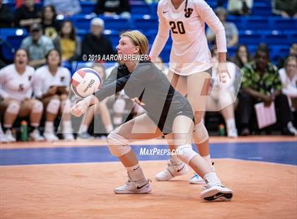 Thumbnail 3 in Jonesboro vs. Greenwood (AAA 5A Semifinal) photogallery.