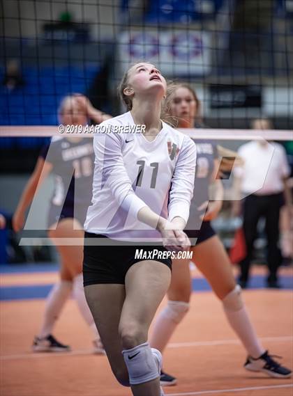 Thumbnail 3 in Jonesboro vs. Greenwood (AAA 5A Semifinal) photogallery.