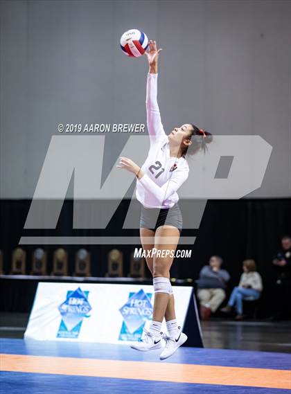 Thumbnail 2 in Jonesboro vs. Greenwood (AAA 5A Semifinal) photogallery.