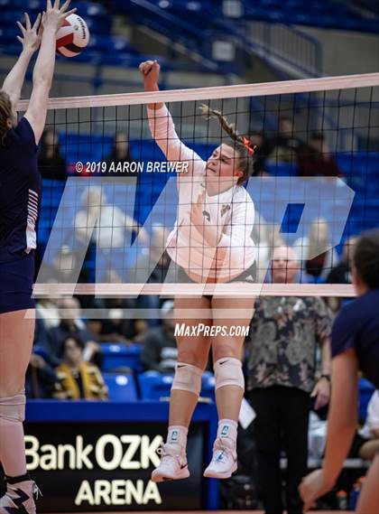 Thumbnail 2 in Jonesboro vs. Greenwood (AAA 5A Semifinal) photogallery.