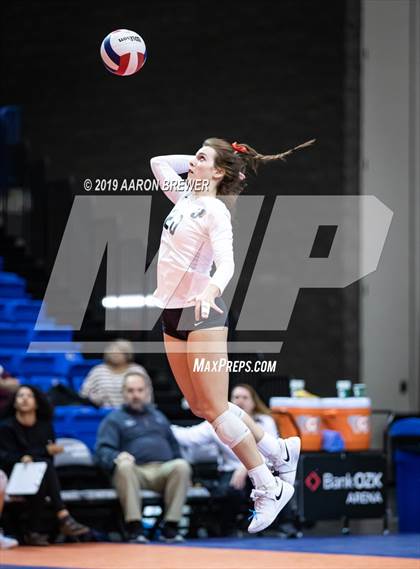Thumbnail 3 in Jonesboro vs. Greenwood (AAA 5A Semifinal) photogallery.