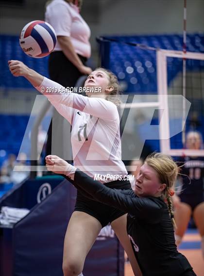 Thumbnail 1 in Jonesboro vs. Greenwood (AAA 5A Semifinal) photogallery.