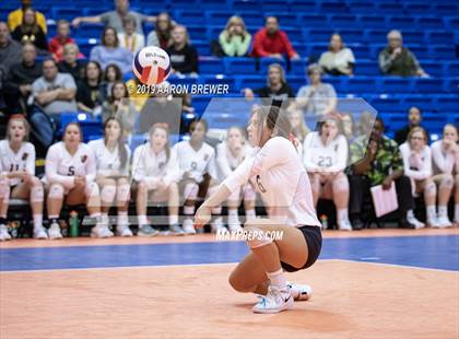 Thumbnail 3 in Jonesboro vs. Greenwood (AAA 5A Semifinal) photogallery.