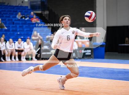 Thumbnail 3 in Jonesboro vs. Greenwood (AAA 5A Semifinal) photogallery.