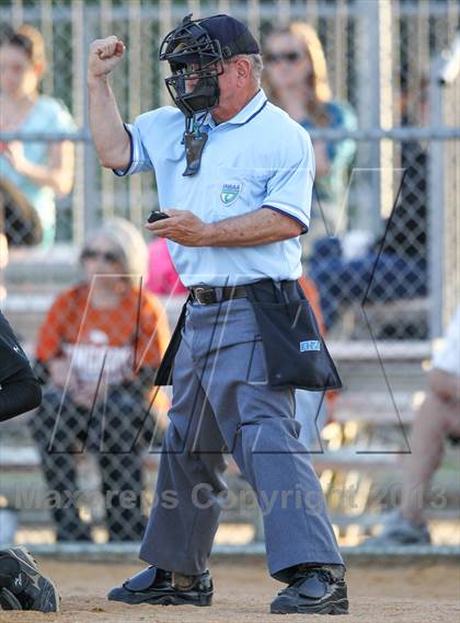 Thumbnail 1 in Atlantic Coast vs. Sandalwood photogallery.