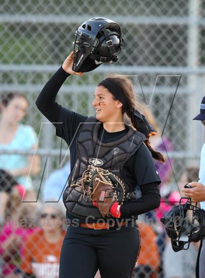 Thumbnail 1 in Atlantic Coast vs. Sandalwood photogallery.