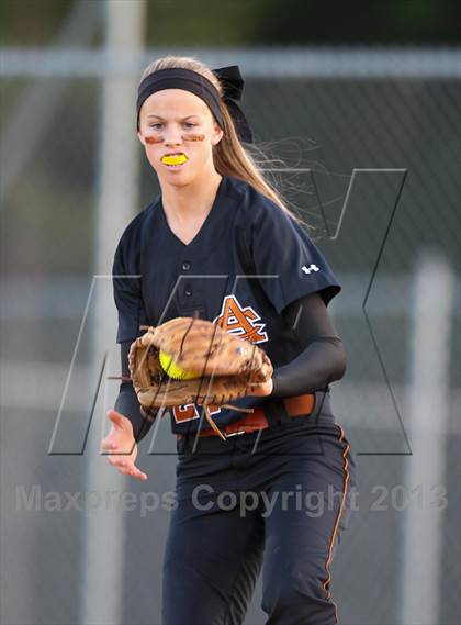 Thumbnail 3 in Atlantic Coast vs. Sandalwood photogallery.