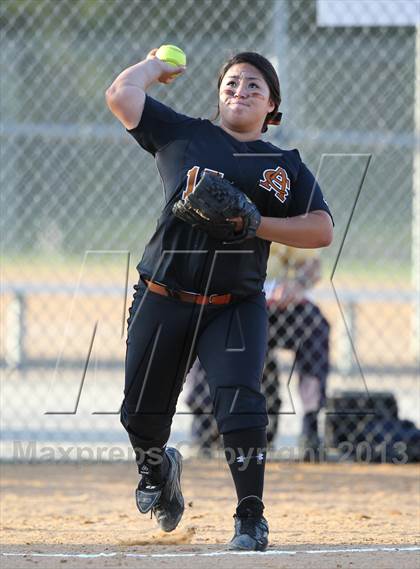 Thumbnail 2 in Atlantic Coast vs. Sandalwood photogallery.