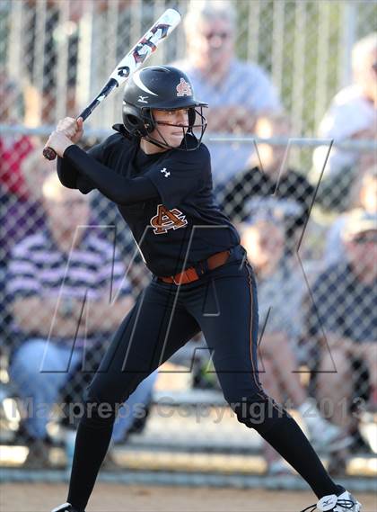 Thumbnail 3 in Atlantic Coast vs. Sandalwood photogallery.