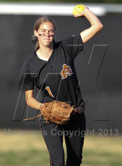 Thumbnail 2 in Atlantic Coast vs. Sandalwood photogallery.