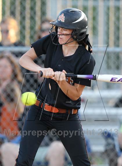 Thumbnail 2 in Atlantic Coast vs. Sandalwood photogallery.