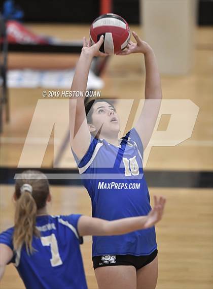 Thumbnail 3 in Santa Margarita @ JSerra Catholic photogallery.