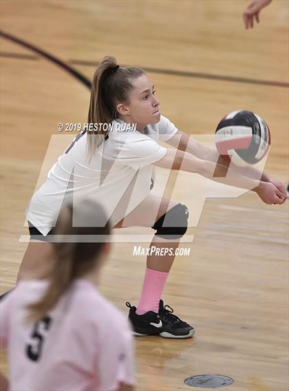 Thumbnail 3 in Santa Margarita @ JSerra Catholic photogallery.
