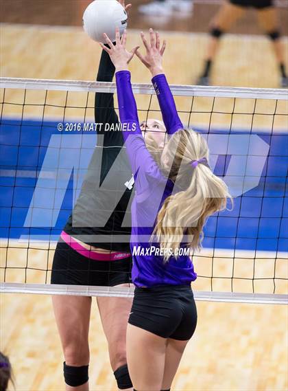 Thumbnail 2 in Eagle Valley vs. Holy Family (CHSAA 4A Playoff) photogallery.