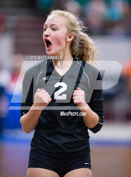 Thumbnail 2 in Eagle Valley vs. Holy Family (CHSAA 4A Playoff) photogallery.