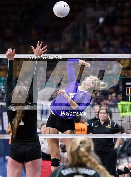 Thumbnail 2 in Eagle Valley vs. Holy Family (CHSAA 4A Playoff) photogallery.