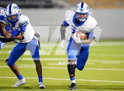 Thumbnail 3 in Connally vs. Spring Hill (UIL Area 4A Region II Playoff) photogallery.