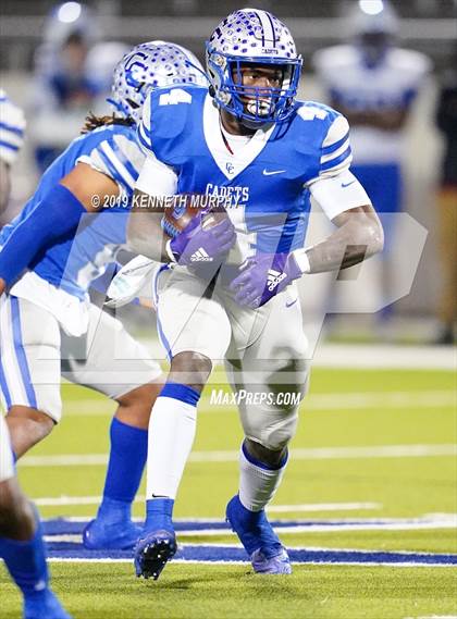 Thumbnail 1 in Connally vs. Spring Hill (UIL Area 4A Region II Playoff) photogallery.
