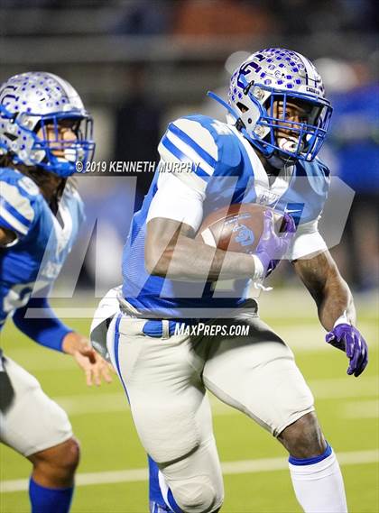 Thumbnail 2 in Connally vs. Spring Hill (UIL Area 4A Region II Playoff) photogallery.