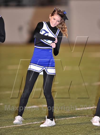 Thumbnail 3 in Gunter vs. Nocona (UIL 2A Division 2 Semifinal Playoff) photogallery.