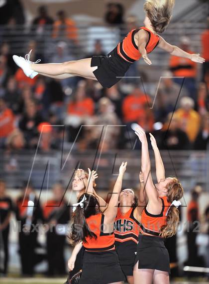 Thumbnail 3 in Gunter vs. Nocona (UIL 2A Division 2 Semifinal Playoff) photogallery.