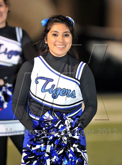 Thumbnail 3 in Gunter vs. Nocona (UIL 2A Division 2 Semifinal Playoff) photogallery.