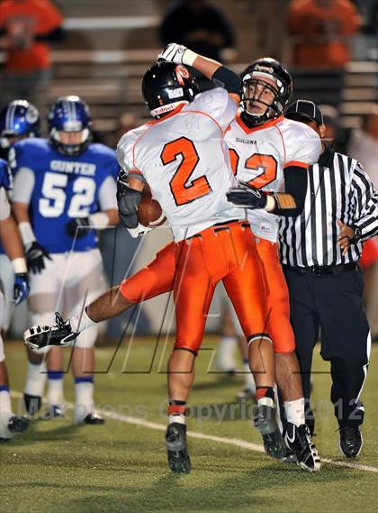 Thumbnail 1 in Gunter vs. Nocona (UIL 2A Division 2 Semifinal Playoff) photogallery.