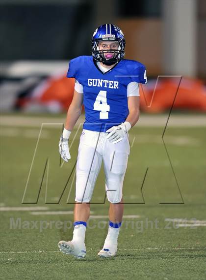 Thumbnail 3 in Gunter vs. Nocona (UIL 2A Division 2 Semifinal Playoff) photogallery.