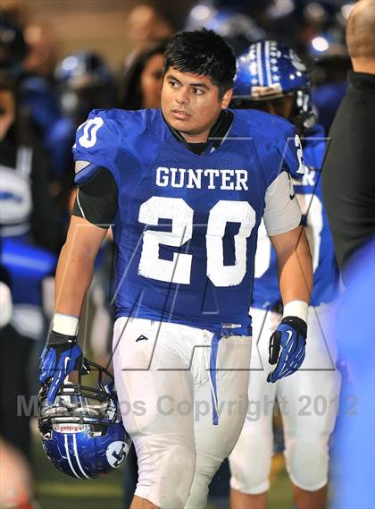 Thumbnail 2 in Gunter vs. Nocona (UIL 2A Division 2 Semifinal Playoff) photogallery.