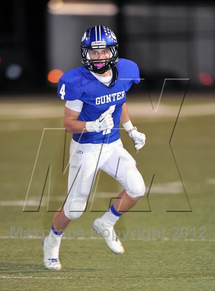 Thumbnail 2 in Gunter vs. Nocona (UIL 2A Division 2 Semifinal Playoff) photogallery.