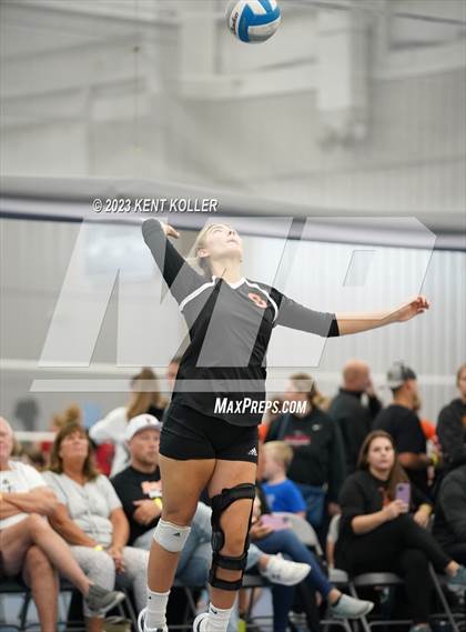 Thumbnail 3 in Brighton vs. Trenton photogallery.