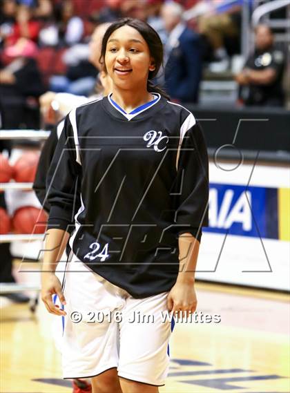 Thumbnail 1 in Valley Christian vs. Winslow  (AIA D3 Quarterfinal) photogallery.