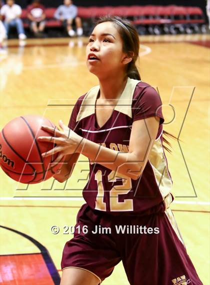 Thumbnail 1 in Valley Christian vs. Winslow  (AIA D3 Quarterfinal) photogallery.