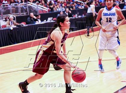 Thumbnail 3 in Valley Christian vs. Winslow  (AIA D3 Quarterfinal) photogallery.