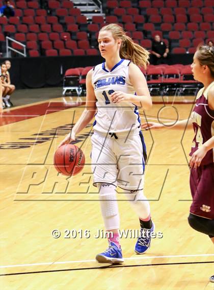 Thumbnail 2 in Valley Christian vs. Winslow  (AIA D3 Quarterfinal) photogallery.