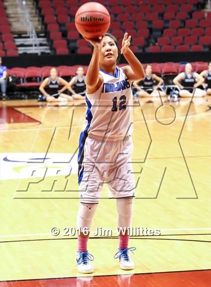 Thumbnail 2 in Valley Christian vs. Winslow  (AIA D3 Quarterfinal) photogallery.
