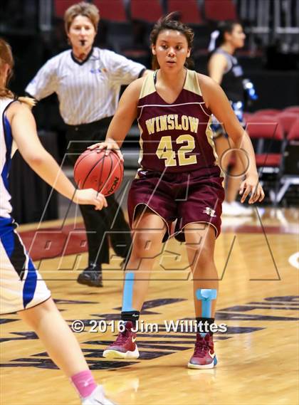 Thumbnail 1 in Valley Christian vs. Winslow  (AIA D3 Quarterfinal) photogallery.