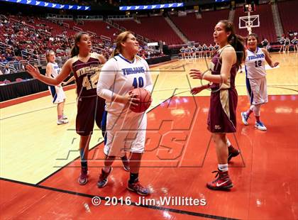 Thumbnail 1 in Valley Christian vs. Winslow  (AIA D3 Quarterfinal) photogallery.