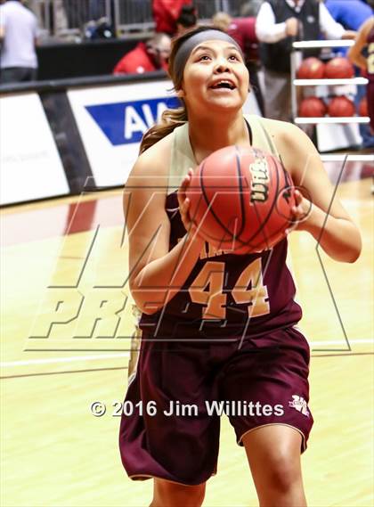 Thumbnail 2 in Valley Christian vs. Winslow  (AIA D3 Quarterfinal) photogallery.