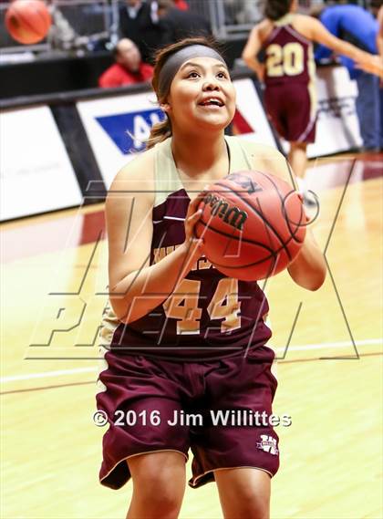 Thumbnail 2 in Valley Christian vs. Winslow  (AIA D3 Quarterfinal) photogallery.