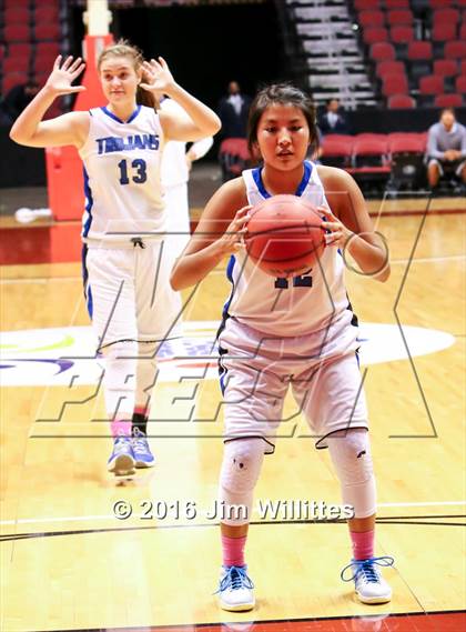 Thumbnail 1 in Valley Christian vs. Winslow  (AIA D3 Quarterfinal) photogallery.